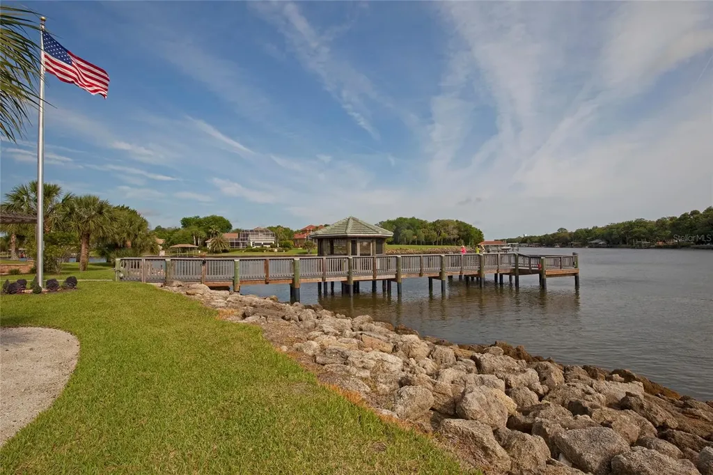 45 Riverview Bend Palm Coast FL 32137