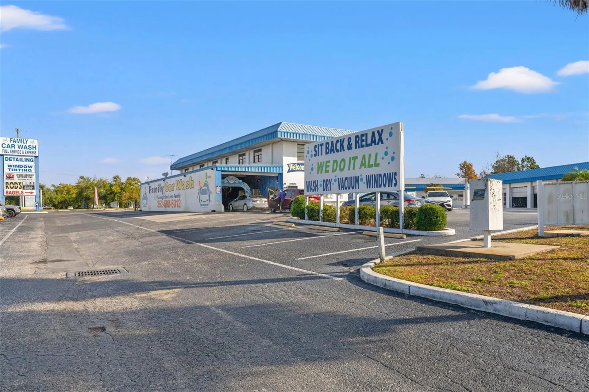 1108 Commercial Way Spring Hill FL 34606