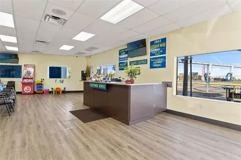 1108 Commercial Way Spring Hill FL 34606