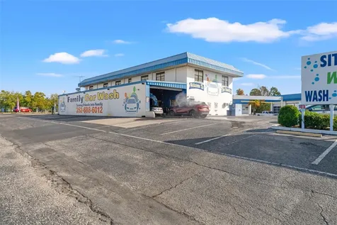 1108 Commercial Way Spring Hill FL 34606