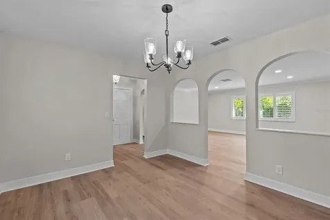 810 S West Shore Boulevard Tampa FL 33609