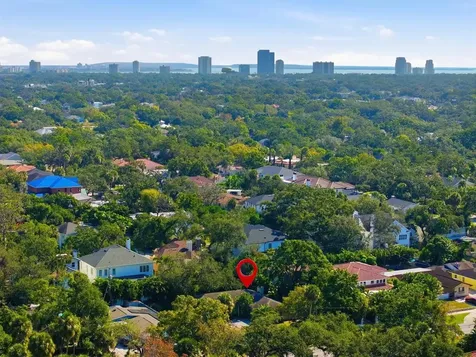 810 S West Shore Boulevard Tampa FL 33609