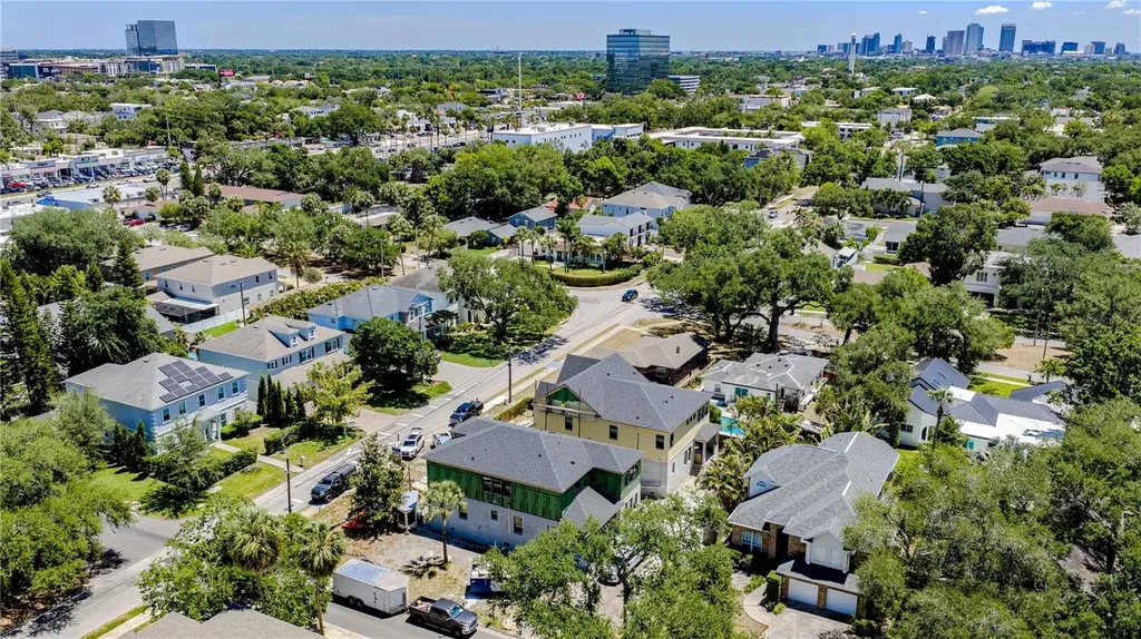 4020 W Cleveland Tampa FL 33611