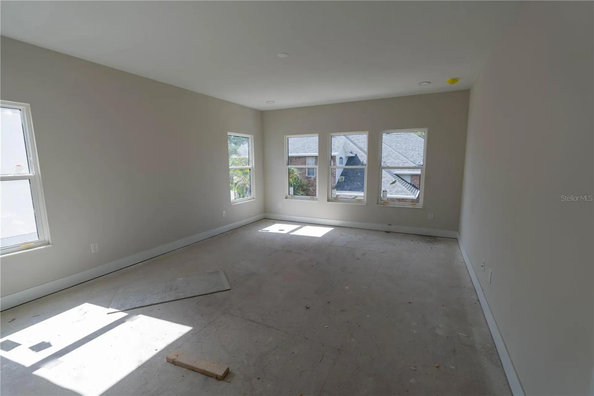 4020 W Cleveland Tampa FL 33611