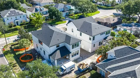 4020 W Cleveland Tampa FL 33611