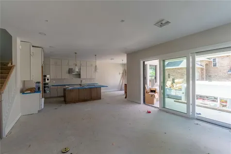 4020 W Cleveland Tampa FL 33611