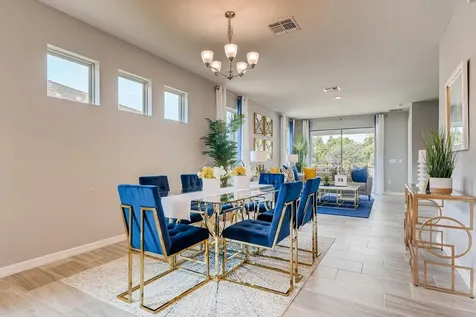 3963 Kennebunk Loop Mount Dora FL 32757