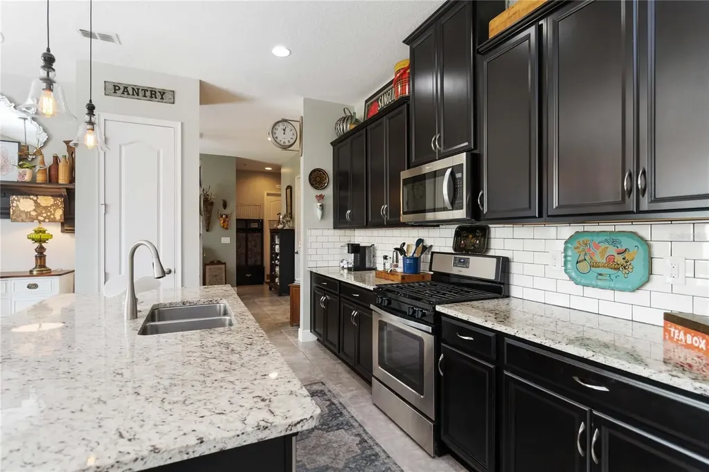2463 Datura Loop St Cloud FL 34772