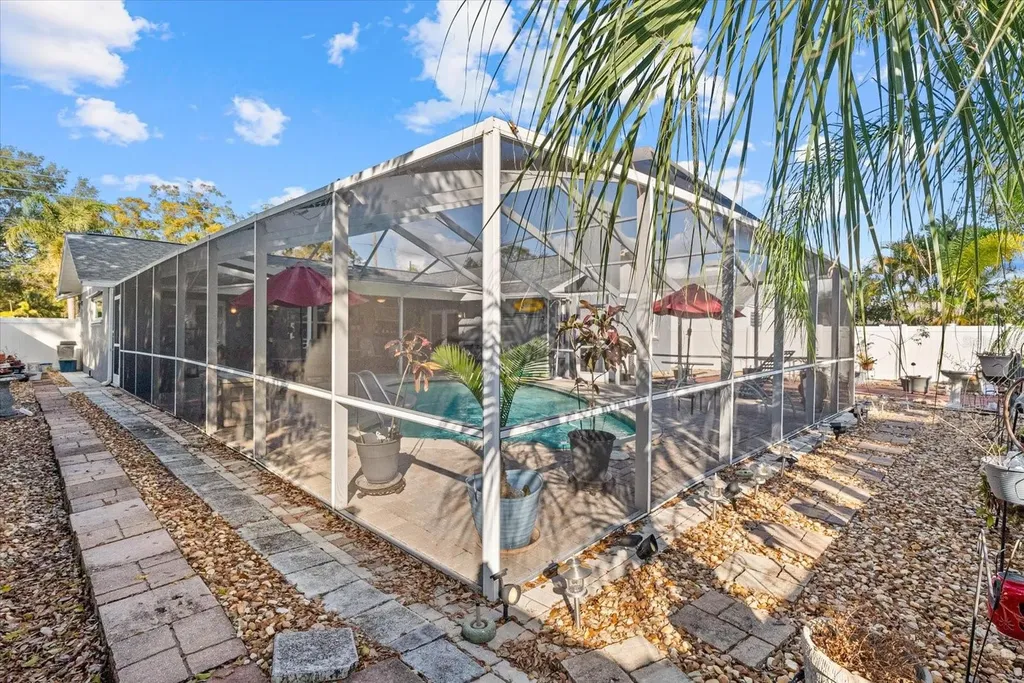 9320 126th Avenue Largo FL 33773