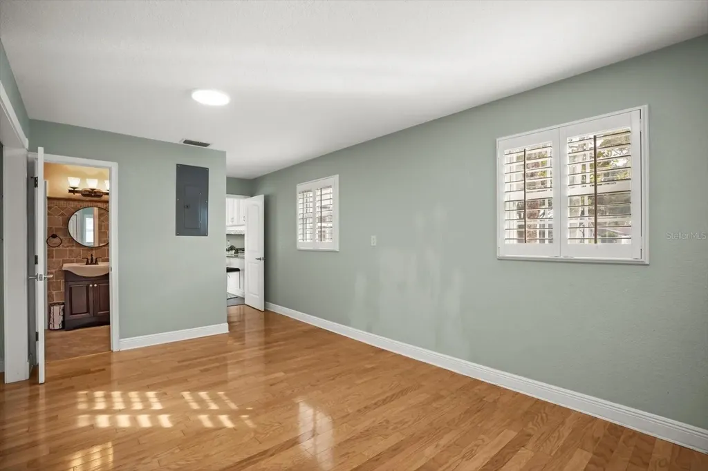 104 Valencia Loop Altamonte Springs FL 32714