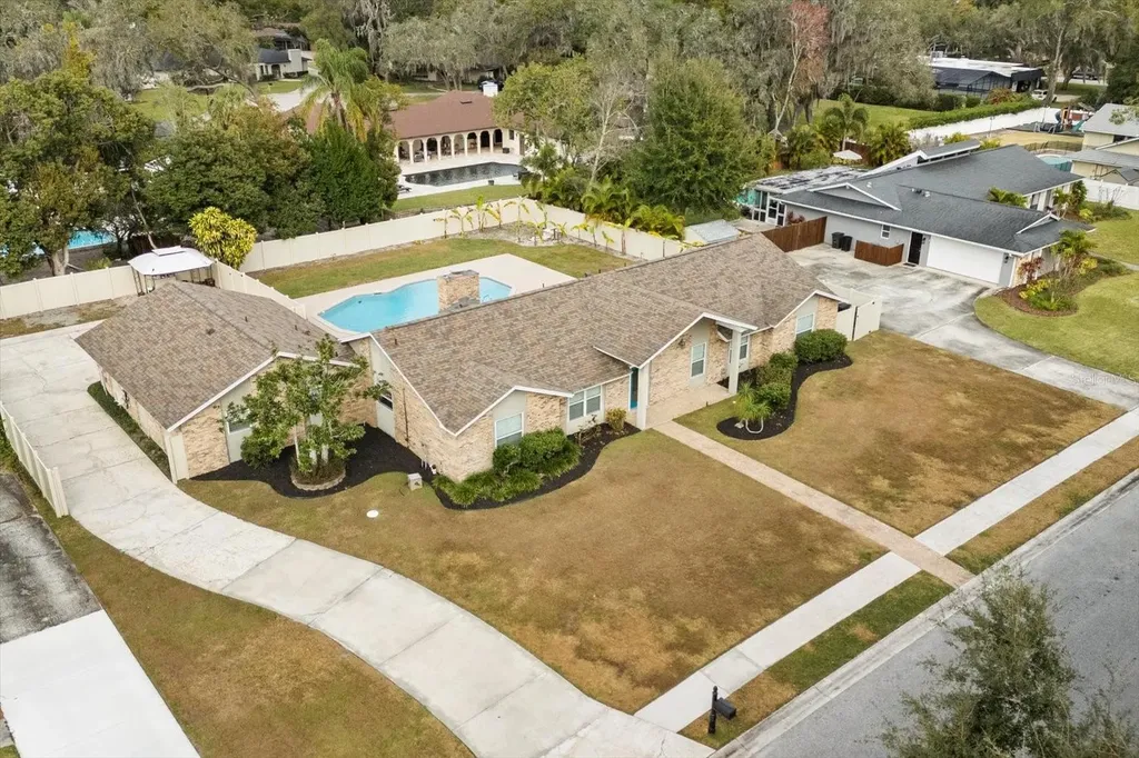 104 Valencia Loop Altamonte Springs FL 32714