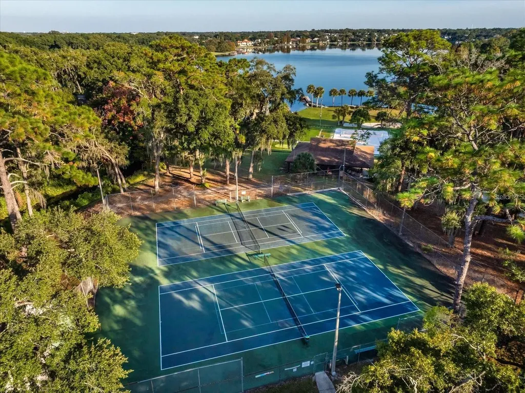 104 Valencia Loop Altamonte Springs FL 32714