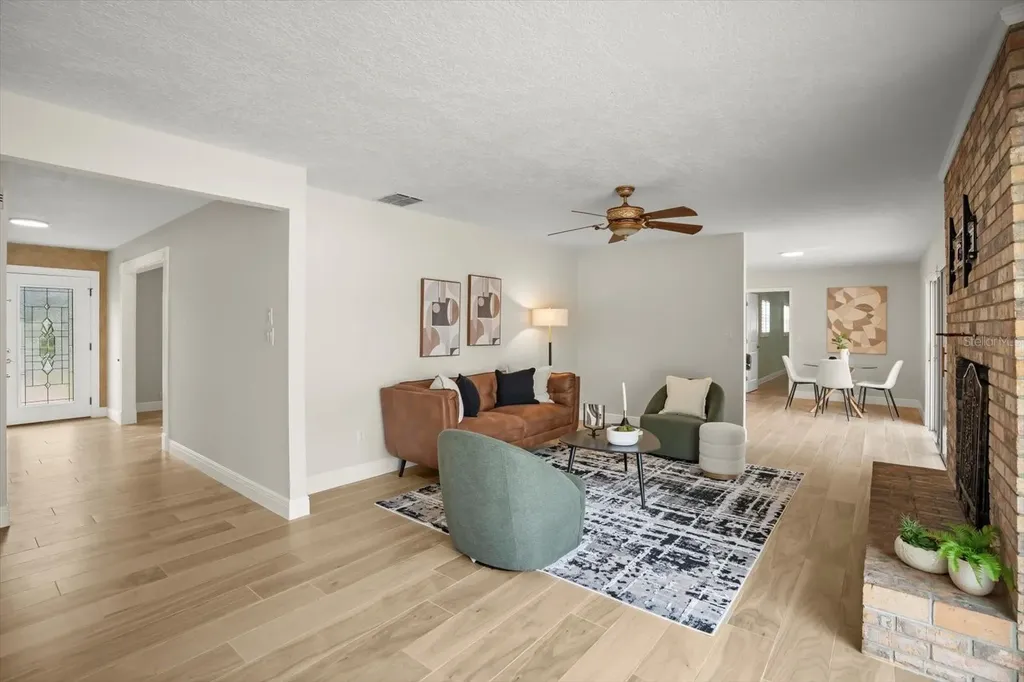 104 Valencia Loop Altamonte Springs FL 32714