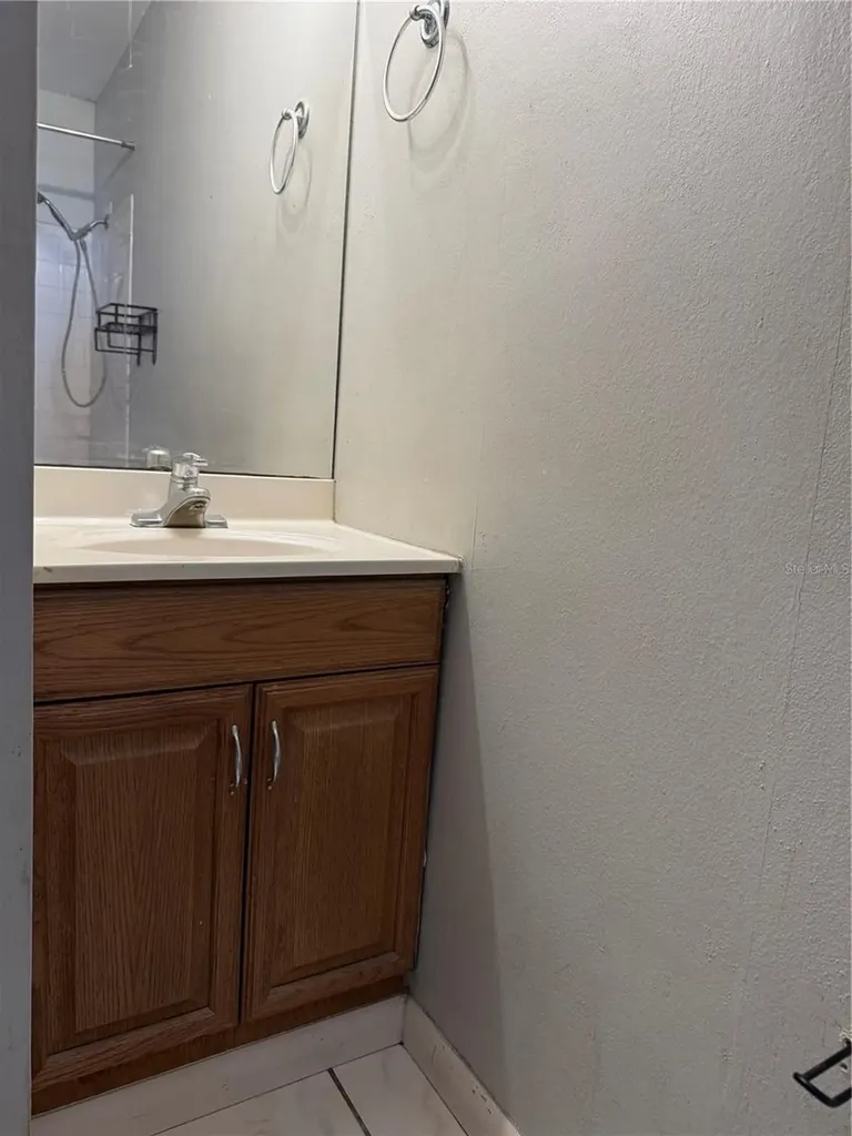 4506 S Oak Drive Tampa FL 33611
