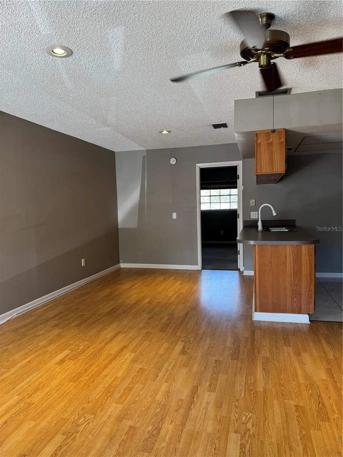 4506 S Oak Drive Tampa FL 33611