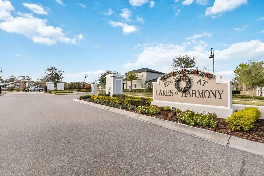 3212 Oxbow Court Harmony FL 34773