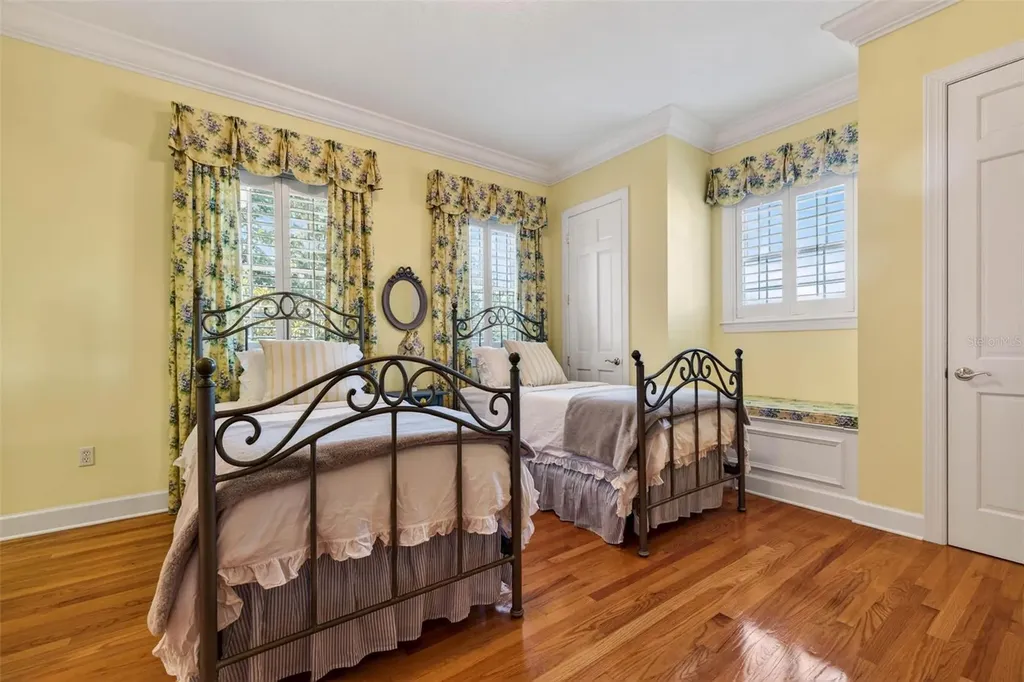 7917 Bayou Club Boulevard Seminole FL 33777