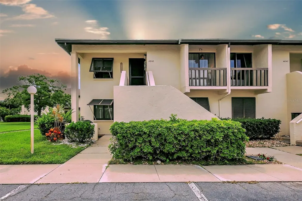 4646 Longwater Chase Sarasota FL 34235