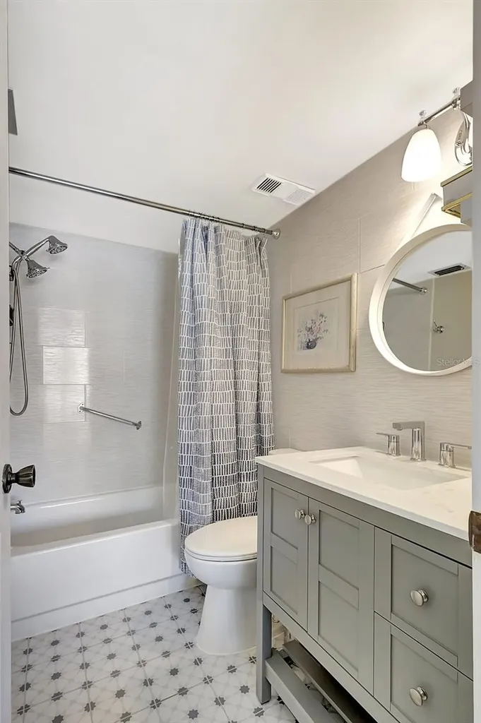 4646 Longwater Chase Sarasota FL 34235