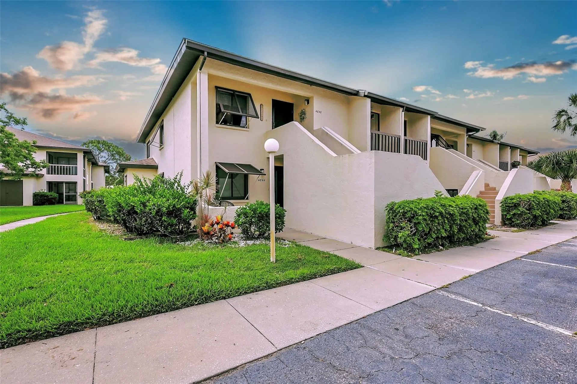 4646 Longwater Chase Sarasota FL 34235