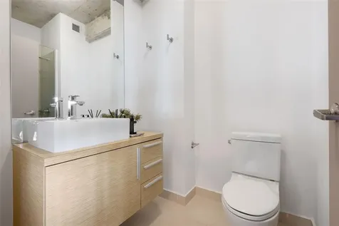 404 De La Constitución Avenue San Juan PR 00901