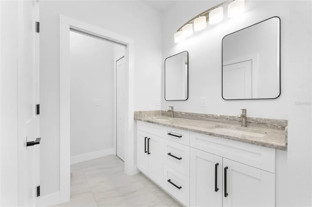 27 Bunker Court Rotonda West FL 33947