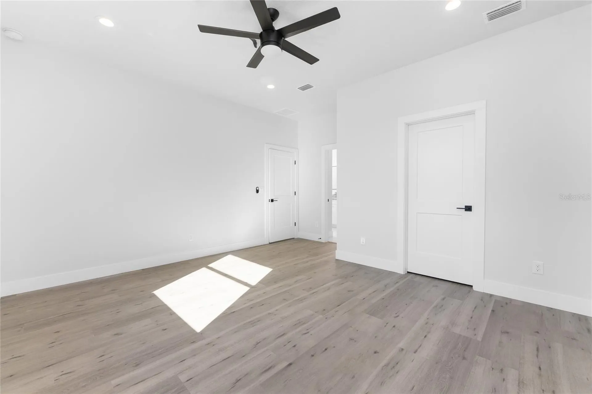 27 Bunker Court Rotonda West FL 33947