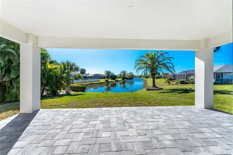 27 Bunker Court Rotonda West FL 33947