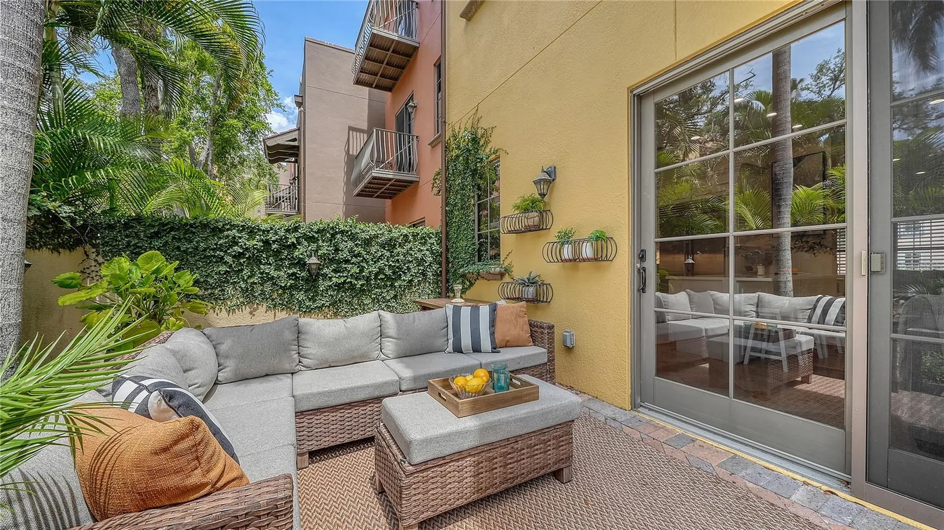 1513 Oak Street Sarasota FL 34236