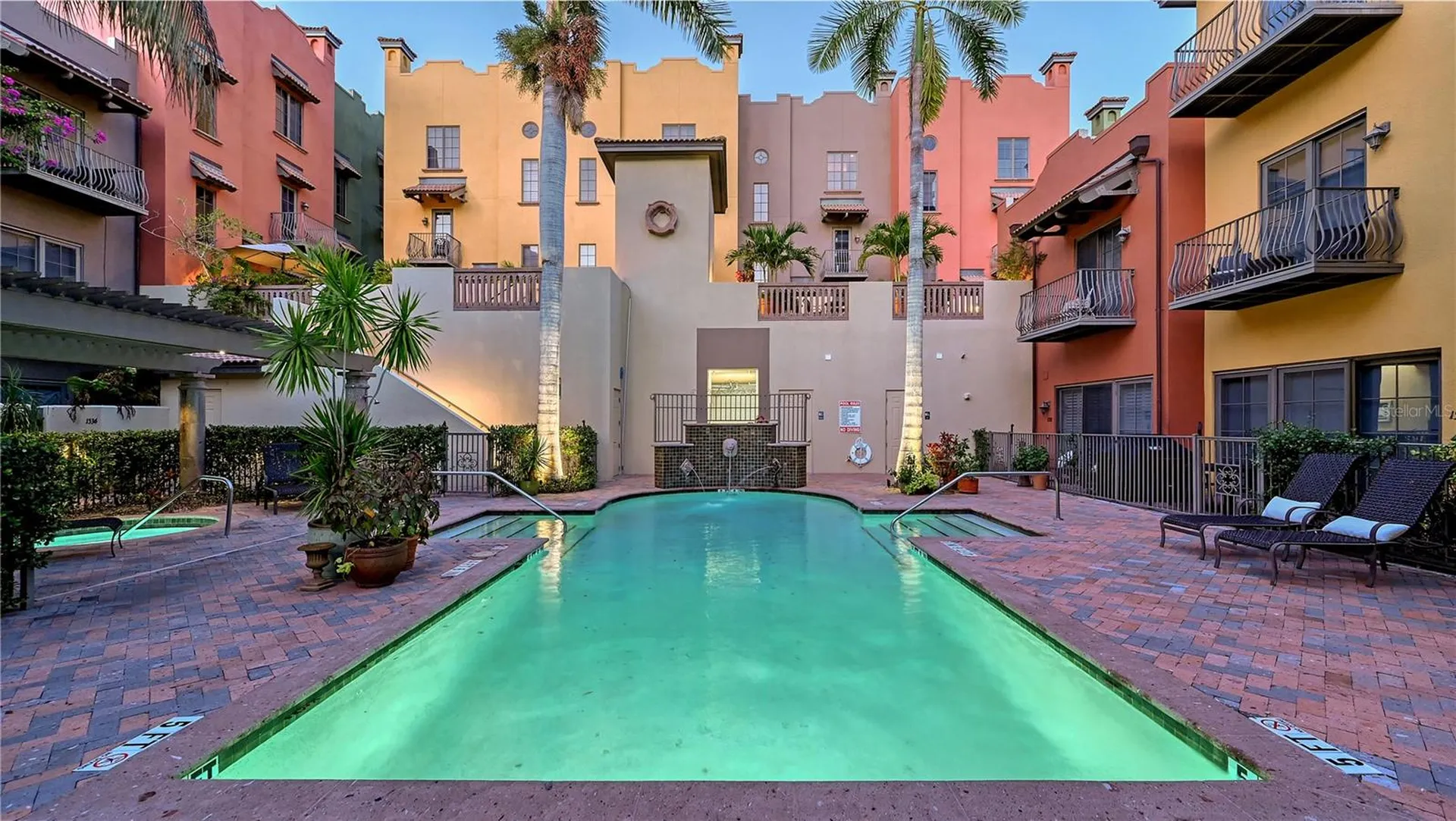 1513 Oak Street Sarasota FL 34236