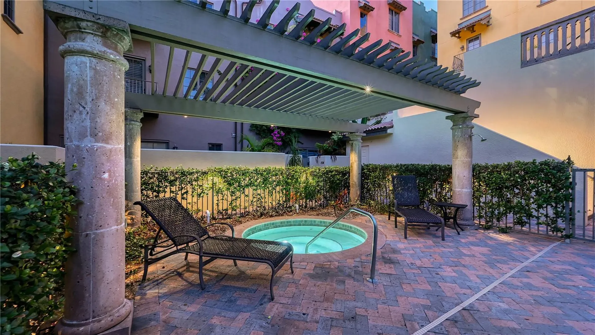 1513 Oak Street Sarasota FL 34236