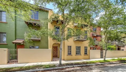 1513 Oak Street Sarasota FL 34236