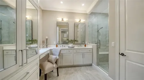 1513 Oak Street Sarasota FL 34236