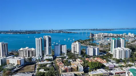 1513 Oak Street Sarasota FL 34236
