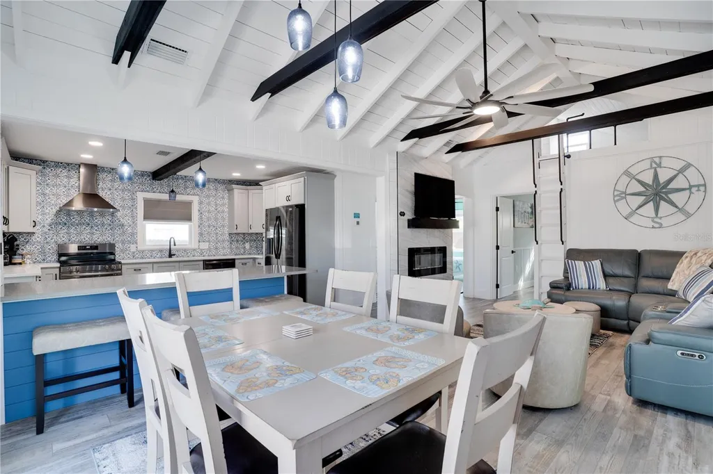 126 90th Avenue Treasure Island FL 33706