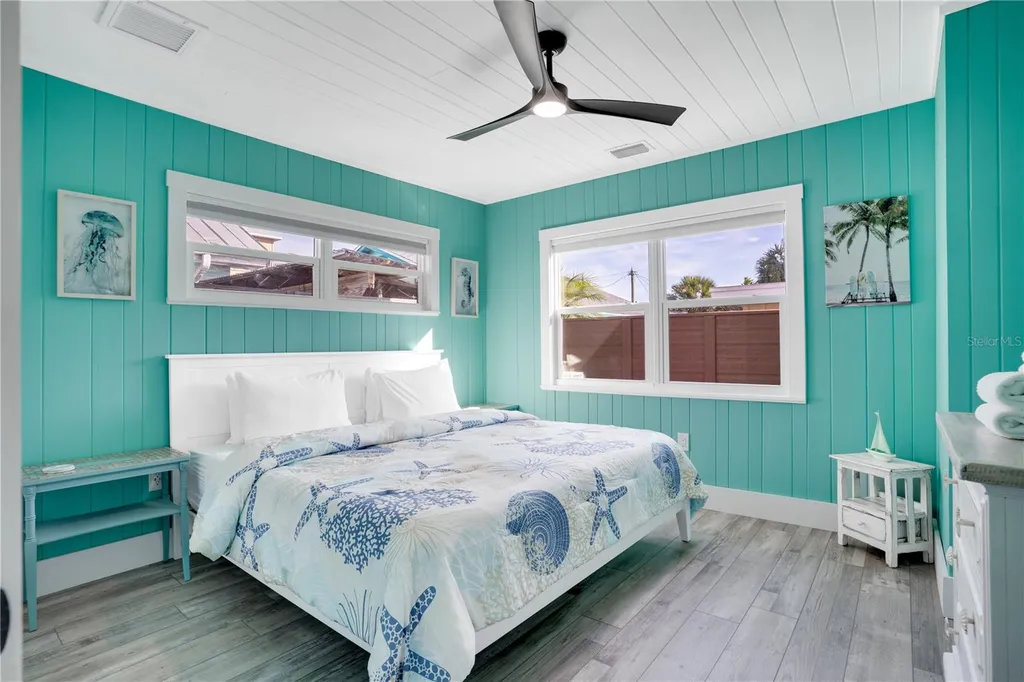 126 90th Avenue Treasure Island FL 33706