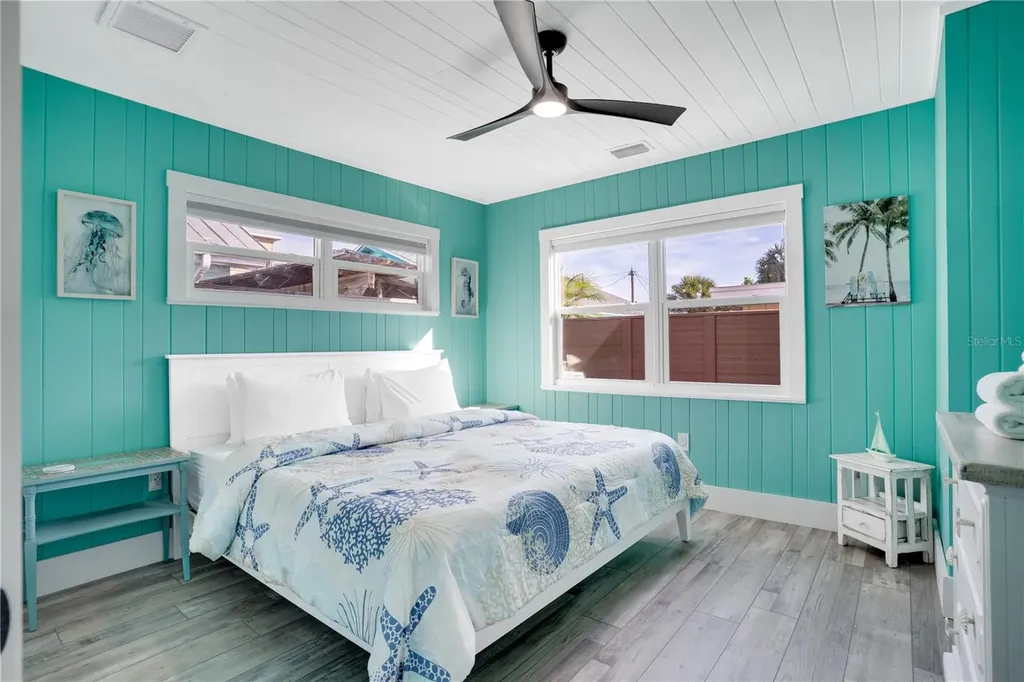 126 90th Avenue Treasure Island FL 33706