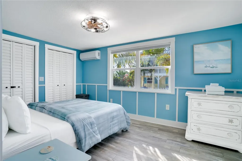 126 90th Avenue Treasure Island FL 33706