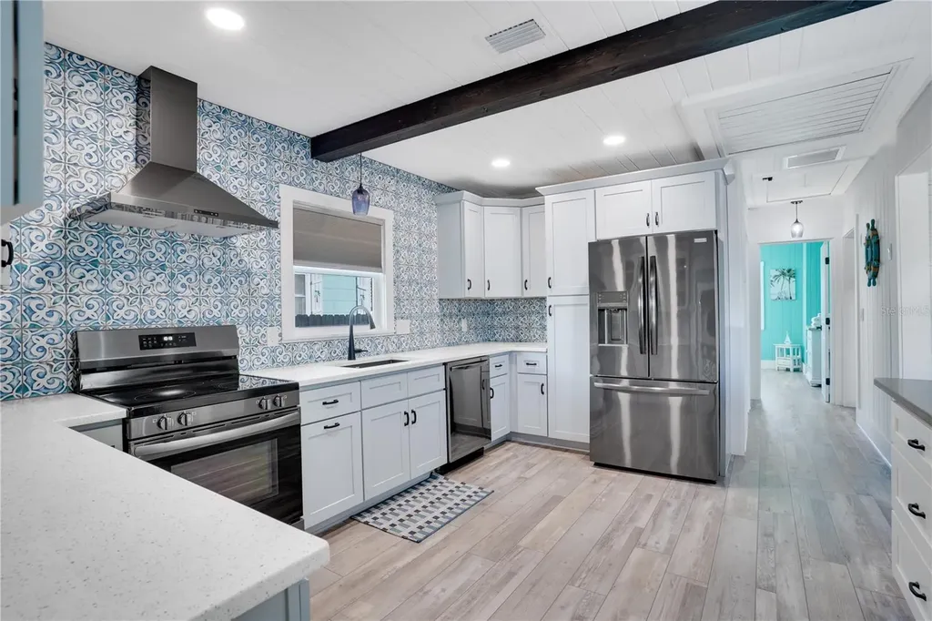 126 90th Avenue Treasure Island FL 33706