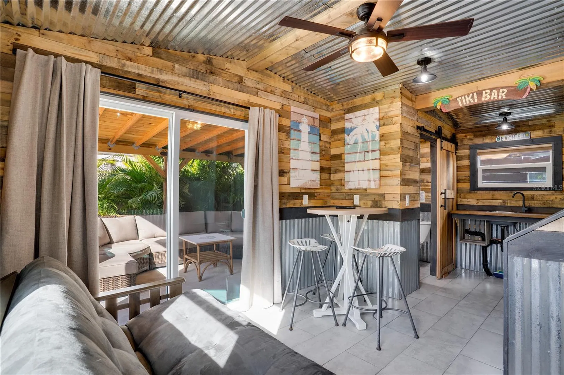126 90th Avenue Treasure Island FL 33706