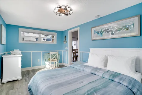 126 90th Avenue Treasure Island FL 33706