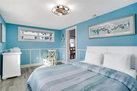 126 90th Avenue Treasure Island FL 33706