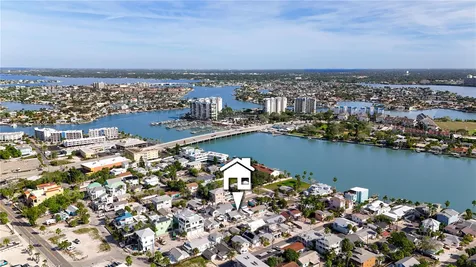 126 90th Avenue Treasure Island FL 33706