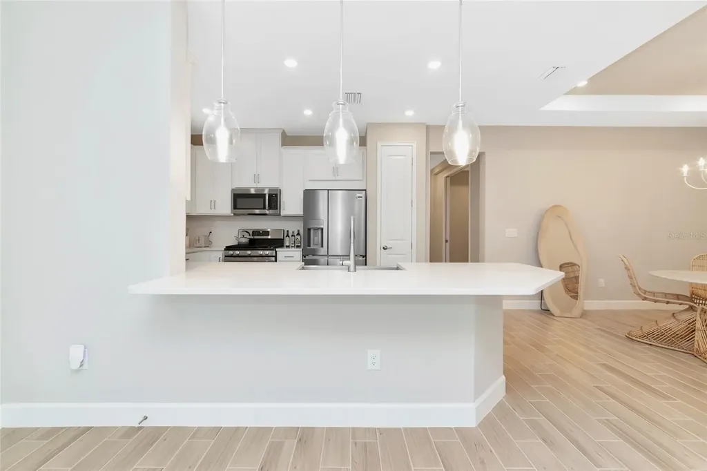 8097 Moonbeam Avenue Sarasota FL 34241