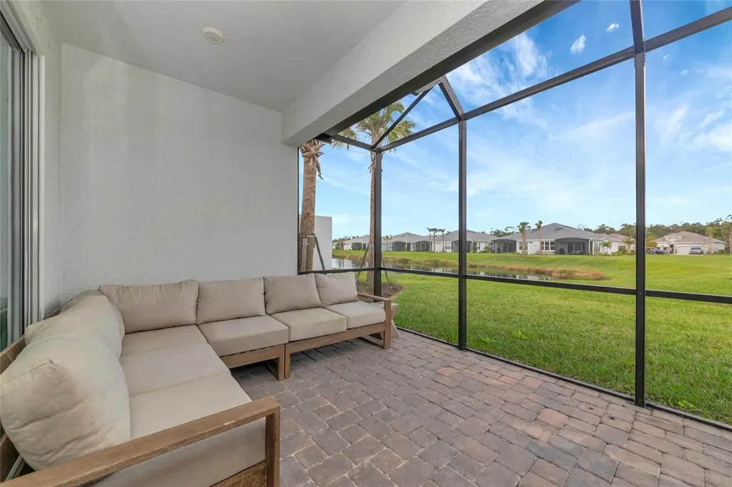 8097 Moonbeam Avenue Sarasota FL 34241