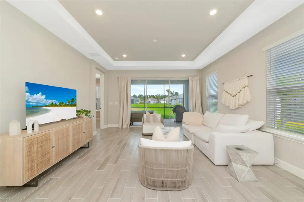 8097 Moonbeam Avenue Sarasota FL 34241