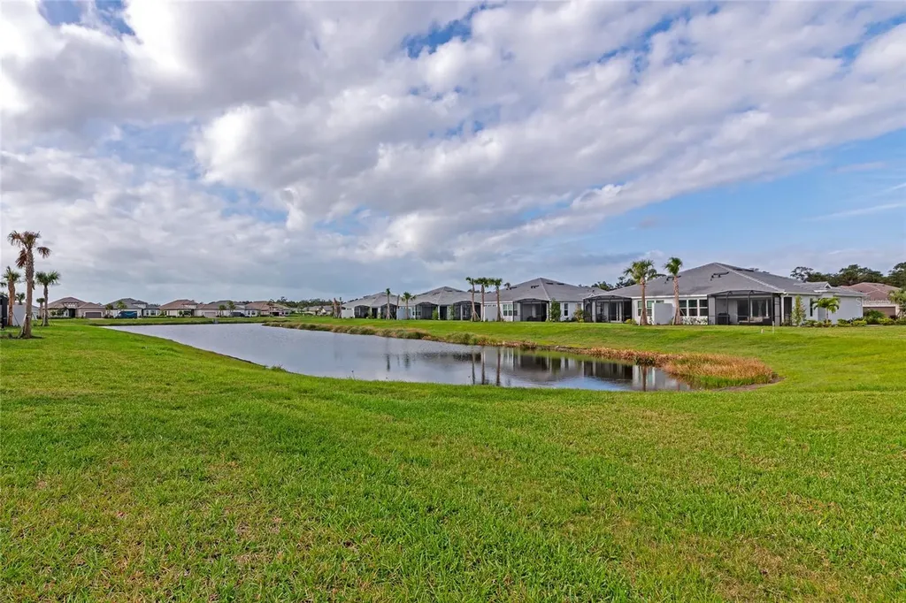 8097 Moonbeam Avenue Sarasota FL 34241
