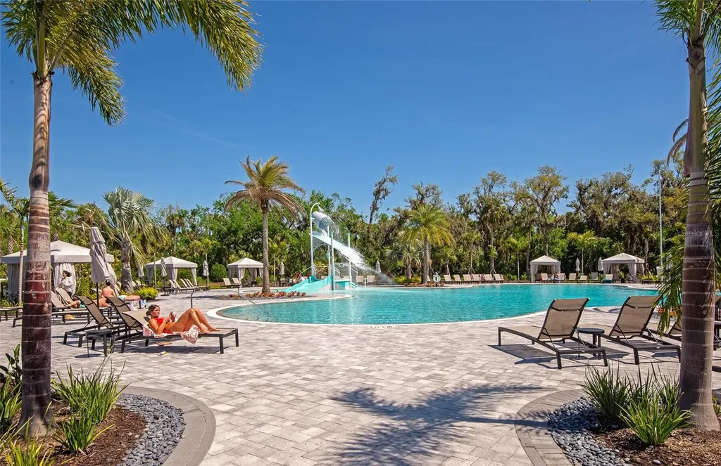 8097 Moonbeam Avenue Sarasota FL 34241