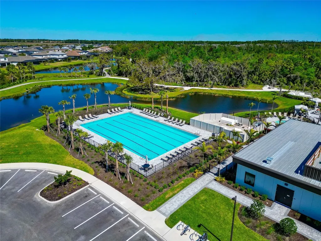 8097 Moonbeam Avenue Sarasota FL 34241