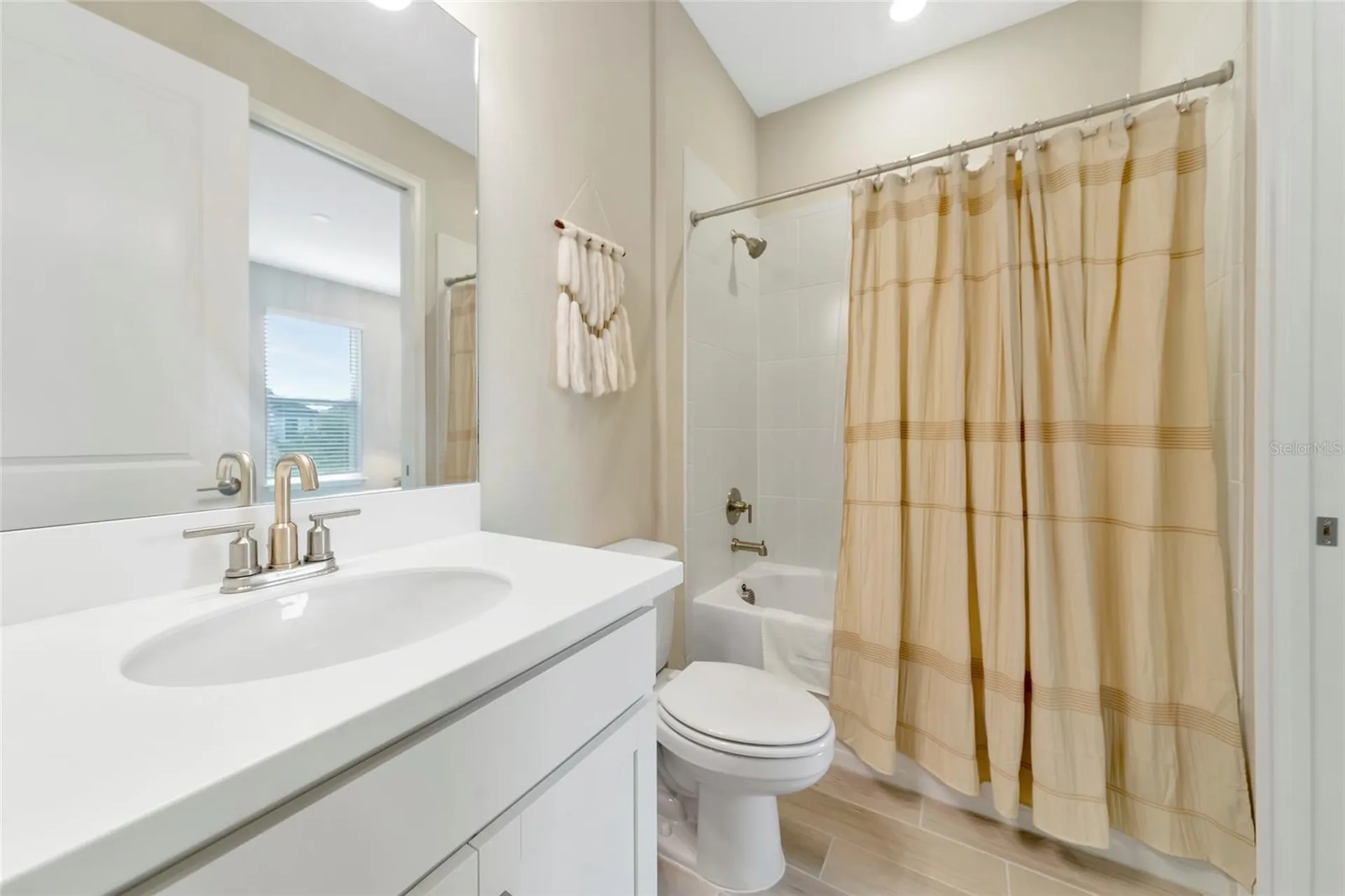8097 Moonbeam Avenue Sarasota FL 34241